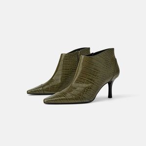 NWT Zara Embossed Animal Print Ankle Boots